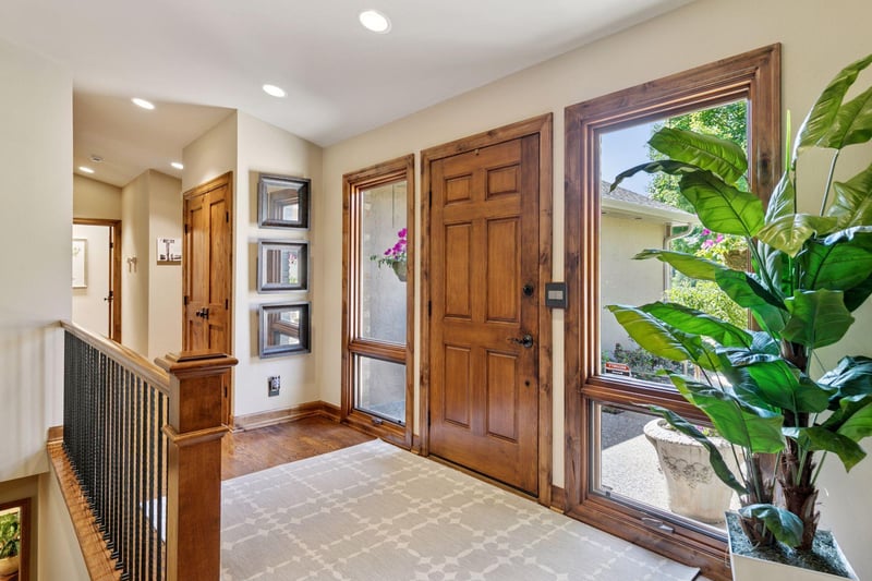 1405 W Farm Rd, Chanhassen, MN 55318
