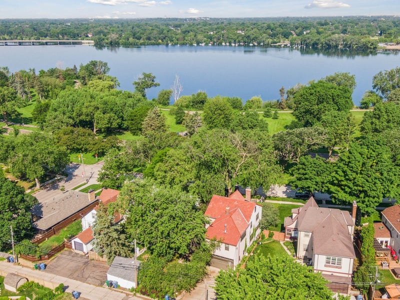 5229 Woodlawn Blvd, Minneapolis, MN 55417