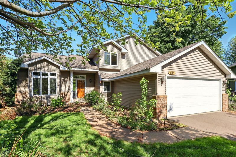 1013 Trillium Ct, Eagan, MN 55123