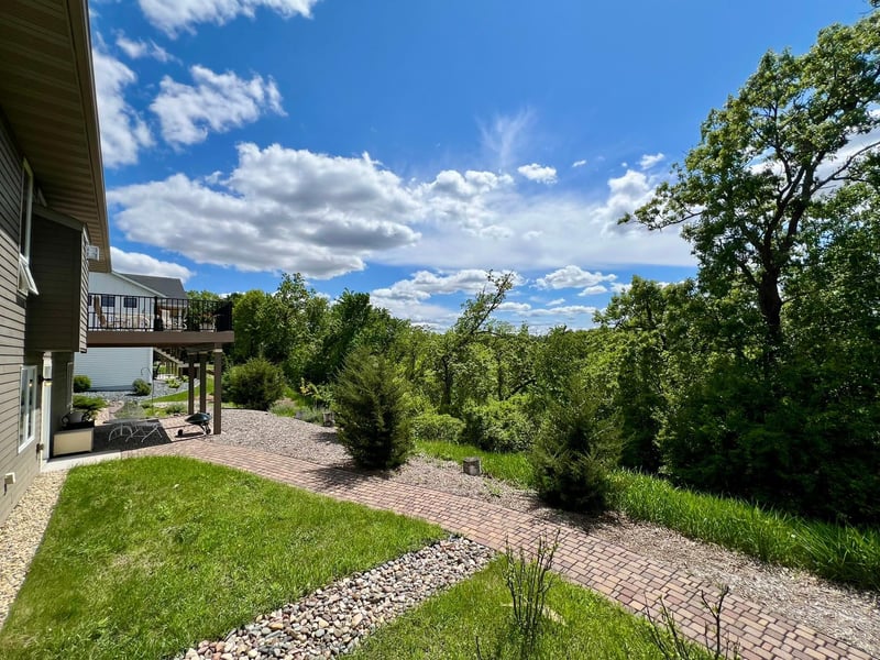 2774 Pine Ridge Blvd, Red Wing, MN 55066