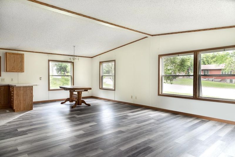 6709 Sunrise Rd, Harris, MN 55032