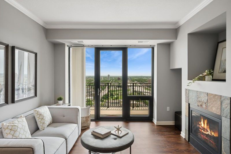 500 E Grant St #2107, Minneapolis, MN 55404