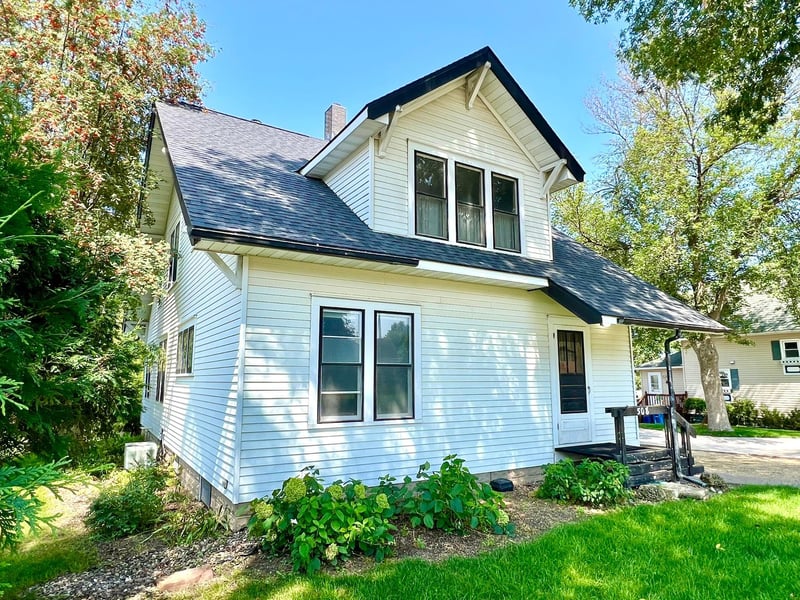 508 2nd Ave, Goodhue, MN 55027