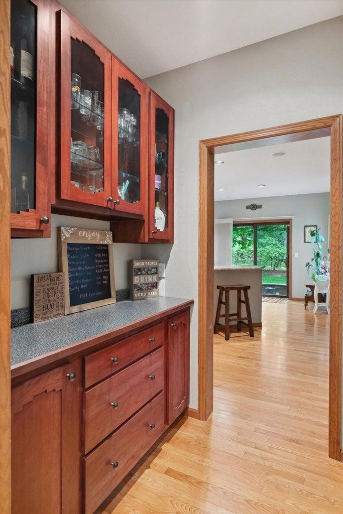 405 August Hills Dr, La Crescent, MN 55947
