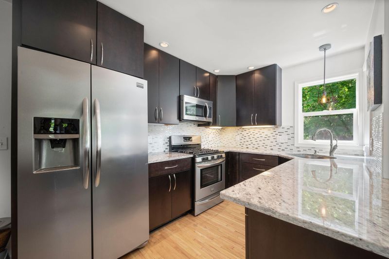 2934 Natchez Ave S, Saint Louis Park, MN 55416