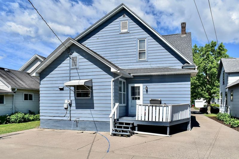 512 Grand St, Winona, MN 55987