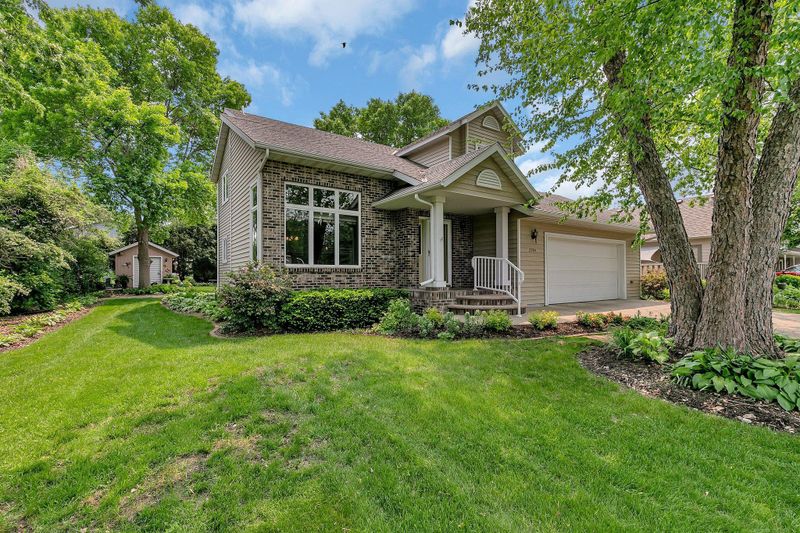 2904 Park Dr, Saint Cloud, MN 56303
