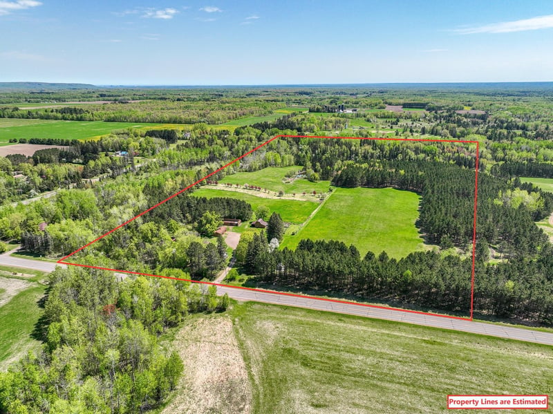 2444 County Rd 1, Wrenshall, MN 55797