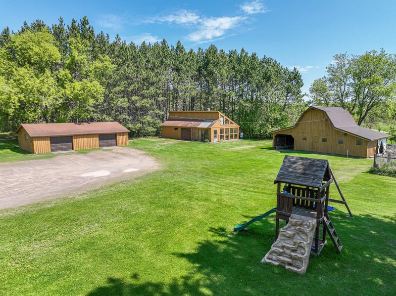 2444 County Rd 1, Wrenshall, MN 55797