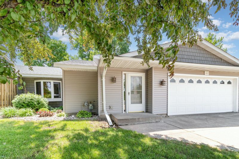 322 7th St NE, New Prague, MN 56071