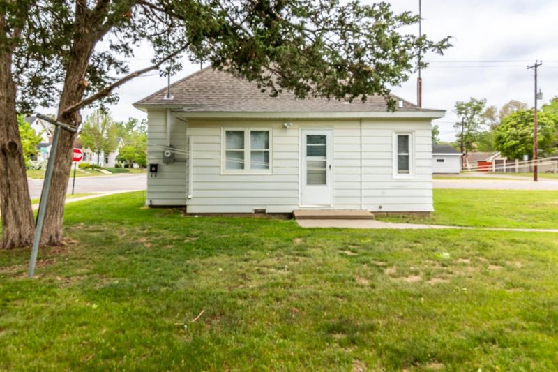 2320 3rd St N, Saint Cloud, MN 56303