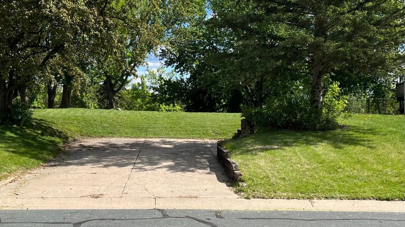 5512 Sunset Cir, Rockford, MN 55373