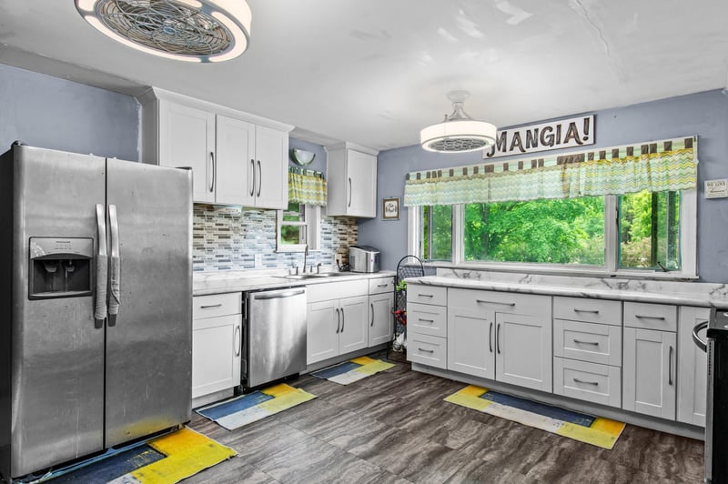 29020 Saint Croix Trl, Shafer, MN 55074