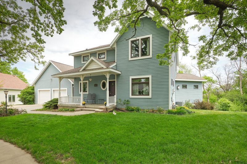 2920 Cassidy Dr NE, Rochester, MN 55906
