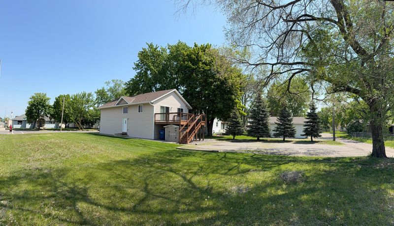 2434 1st St S, Saint Cloud, MN 56301