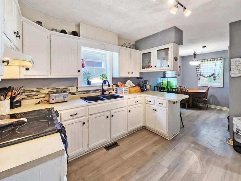 1313 W 5th St, Red Wing, MN 55066