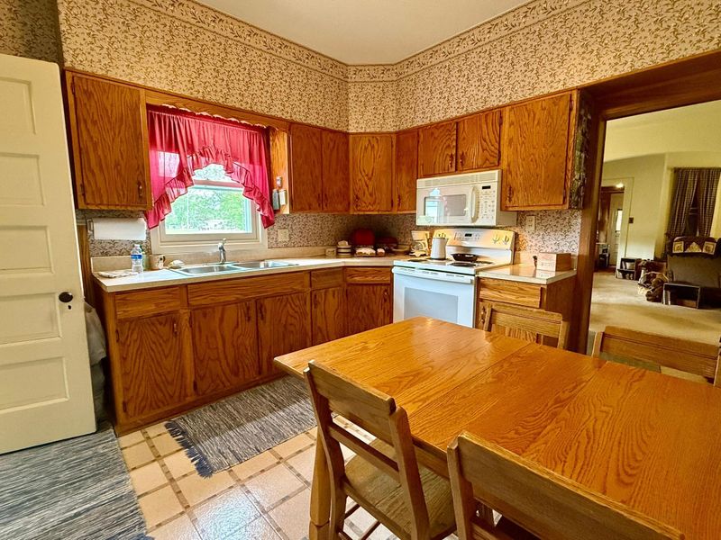 2100 Trott Ave SW, Willmar, MN 56201
