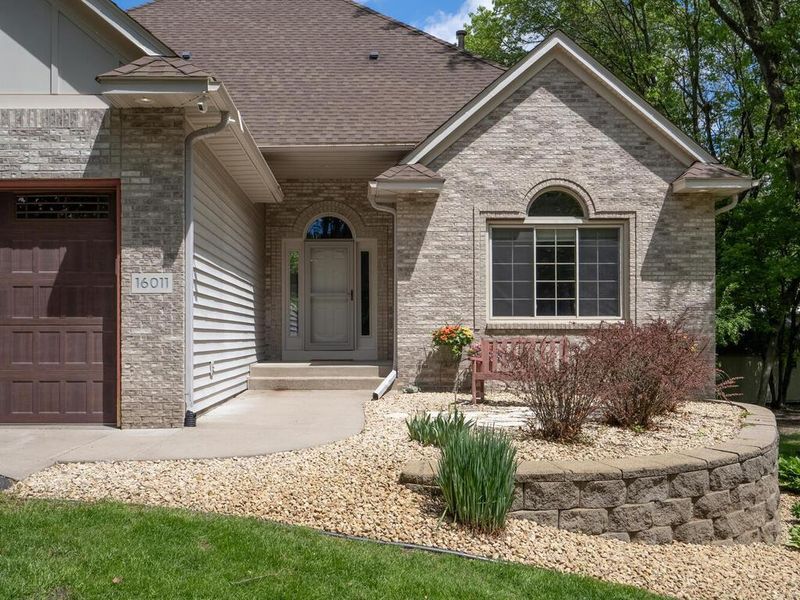 16011 Pierce St NE, Ham Lake, MN 55304