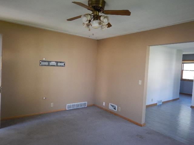 305 W Baker St, Arlington, MN 55307