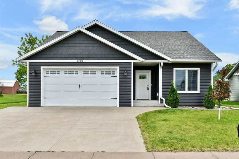 1160 21st St, Wabasha, MN 55981