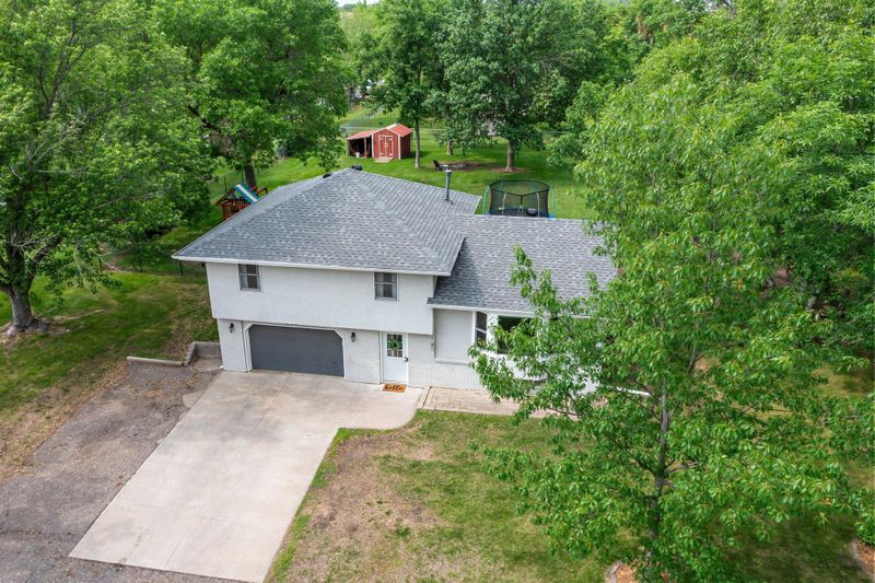 713 9th St NW, Buffalo, MN 55313