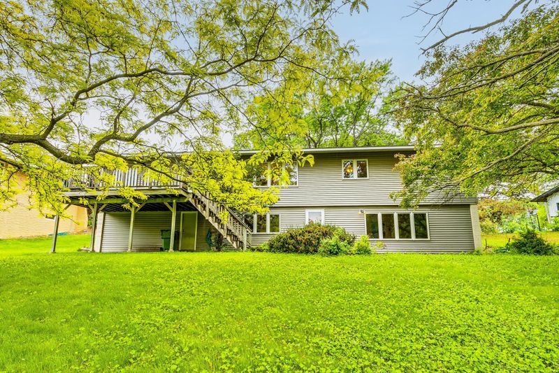947 Dawn Ave, Shoreview, MN 55126