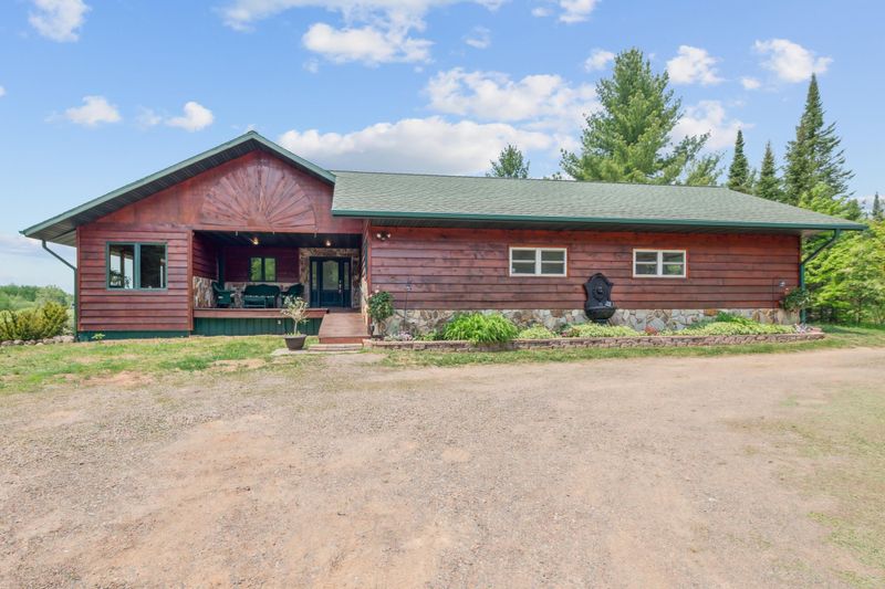 5447 County Rd 4, Cromwell, MN 55726