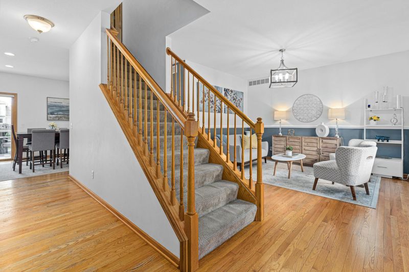 441 Lyman Blvd, Chanhassen, MN 55317