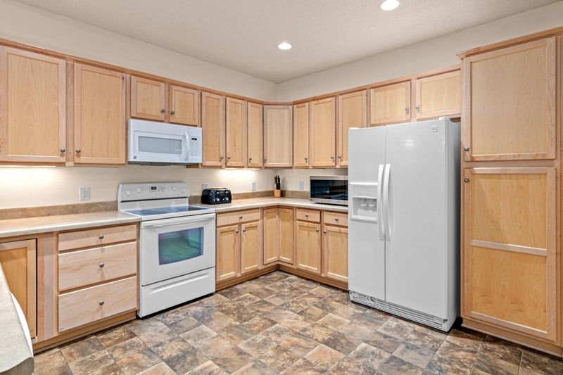 15440 Eminence Ave N #2, Hugo, MN 55038
