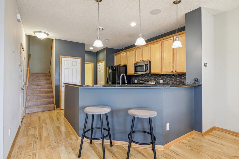 1964 Commonwealth Blvd #5, Chanhassen, MN 55317
