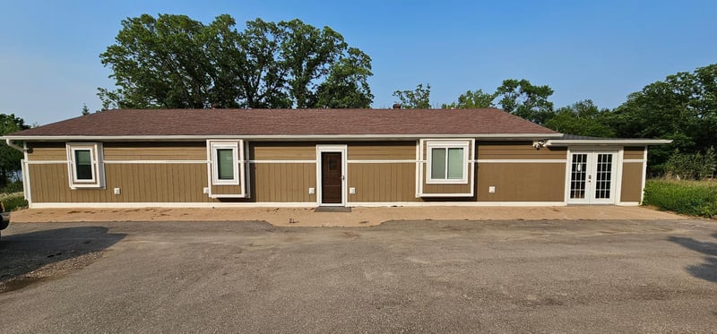 20481 Oakwood Dr, Fergus Falls, MN 56537