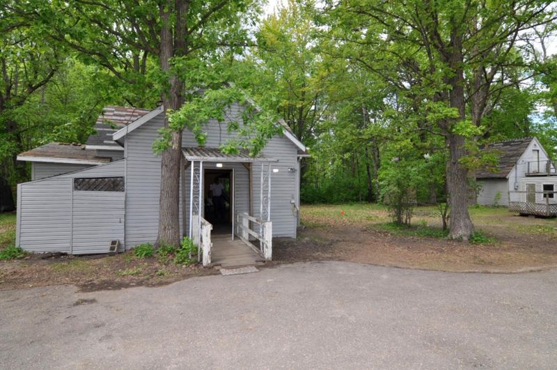 315 1st St S, Hackensack, MN 56452
