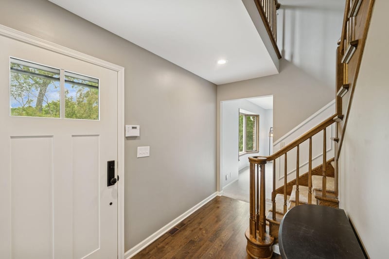 200 Marie Ave W, West Saint Paul, MN 55118