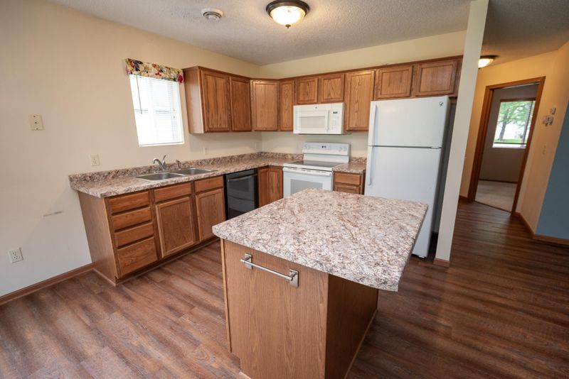 6048 Fountain Rd, Baxter, MN 56425