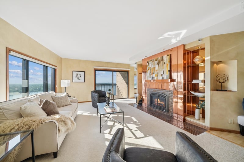 2950 Dean Pw #2401, Minneapolis, MN 55416