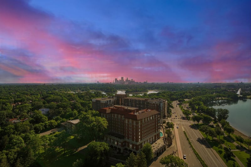 2950 Dean Pw #2401, Minneapolis, MN 55416