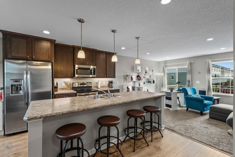 7280 146th Ave NW, Anoka, MN 55303