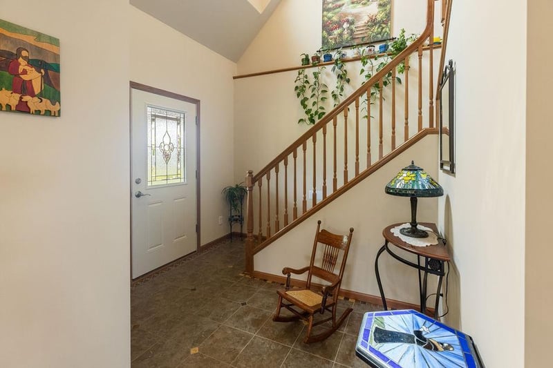 2980 Vega Ave, Mayer, MN 55360
