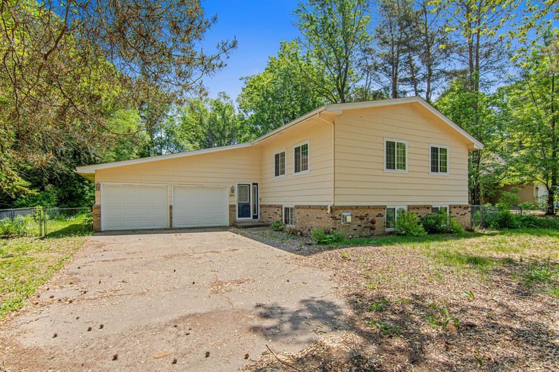 18905 Yalta St NE, East Bethel, MN 55092
