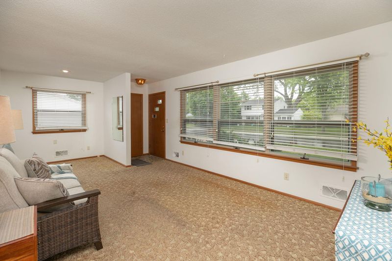 1515 4th Ave SW, Rochester, MN 55902