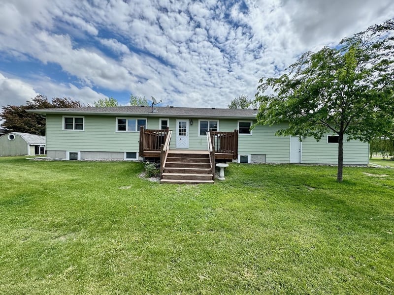 507 5th St NW, Barnesville, MN 56514
