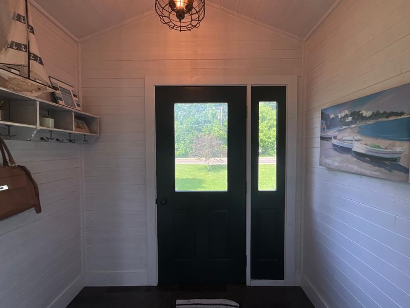 424 Lake Ave S, Spicer, MN 56288
