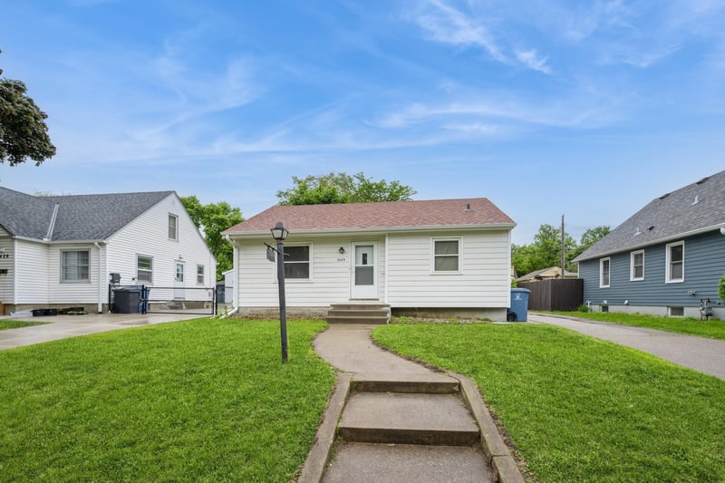 3425 Cleveland St NE, Minneapolis, MN 55418