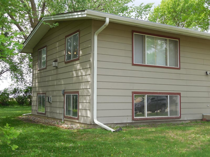 402 6th Ave, Round Lake, MN 56167