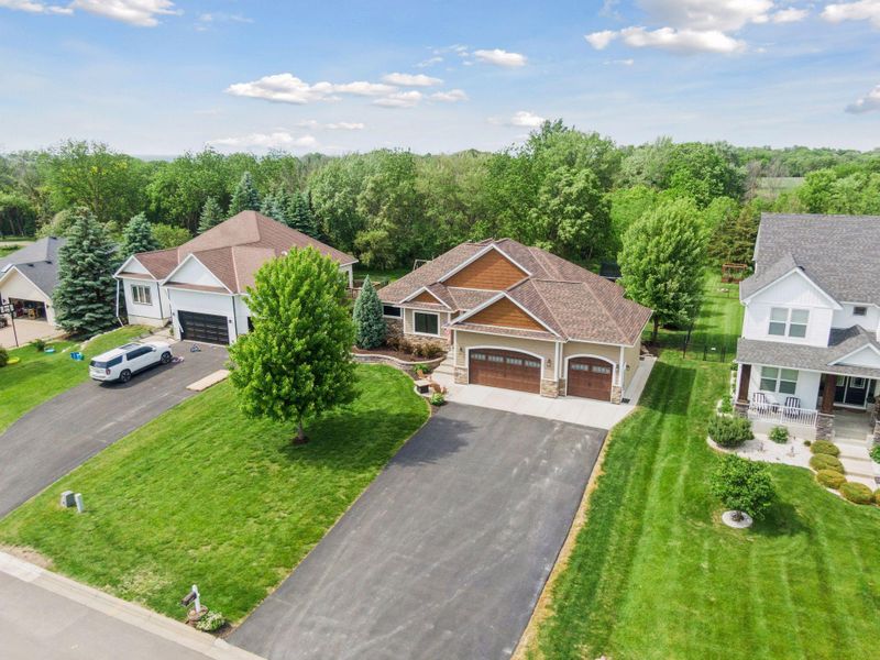 227 Maple Ln, Jordan, MN 55352