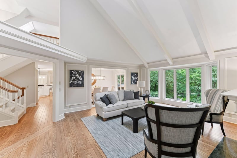 5705 Ridge Rd, Shorewood, MN 55331
