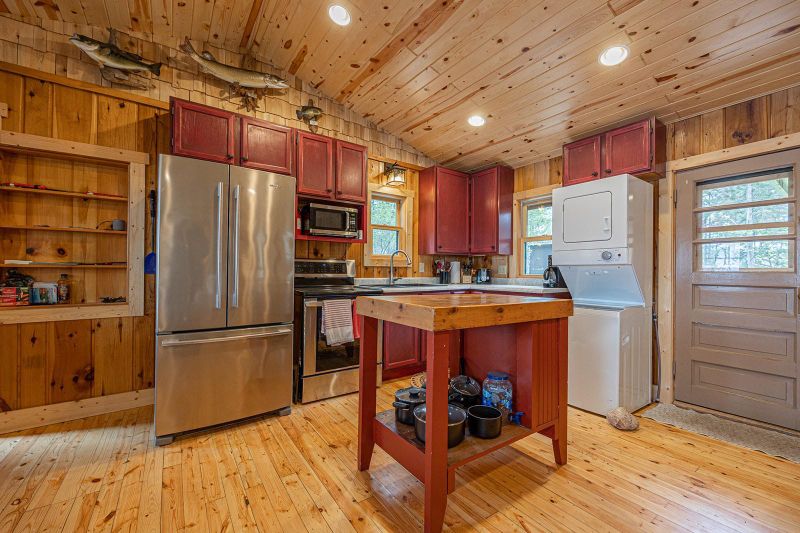 1289 Haleys Haven Dr NW, Pine River, MN 56474
