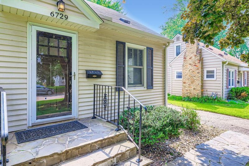 6729 Queen Ave S, Richfield, MN 55423