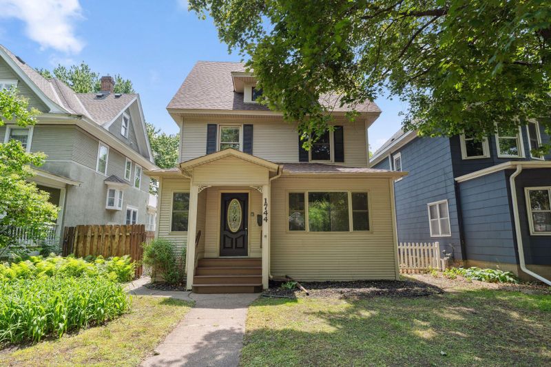 1744 Marshall Ave, Saint Paul, MN 55104
