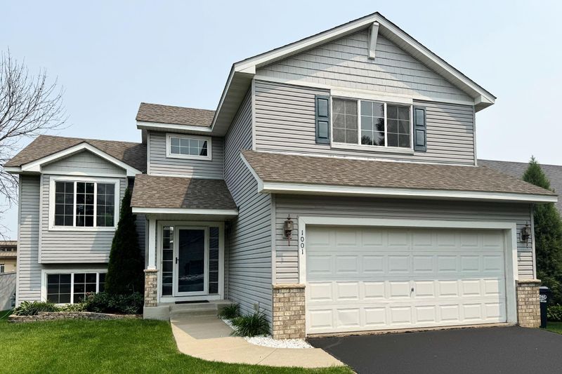 1001 Oak St, Farmington, MN 55024